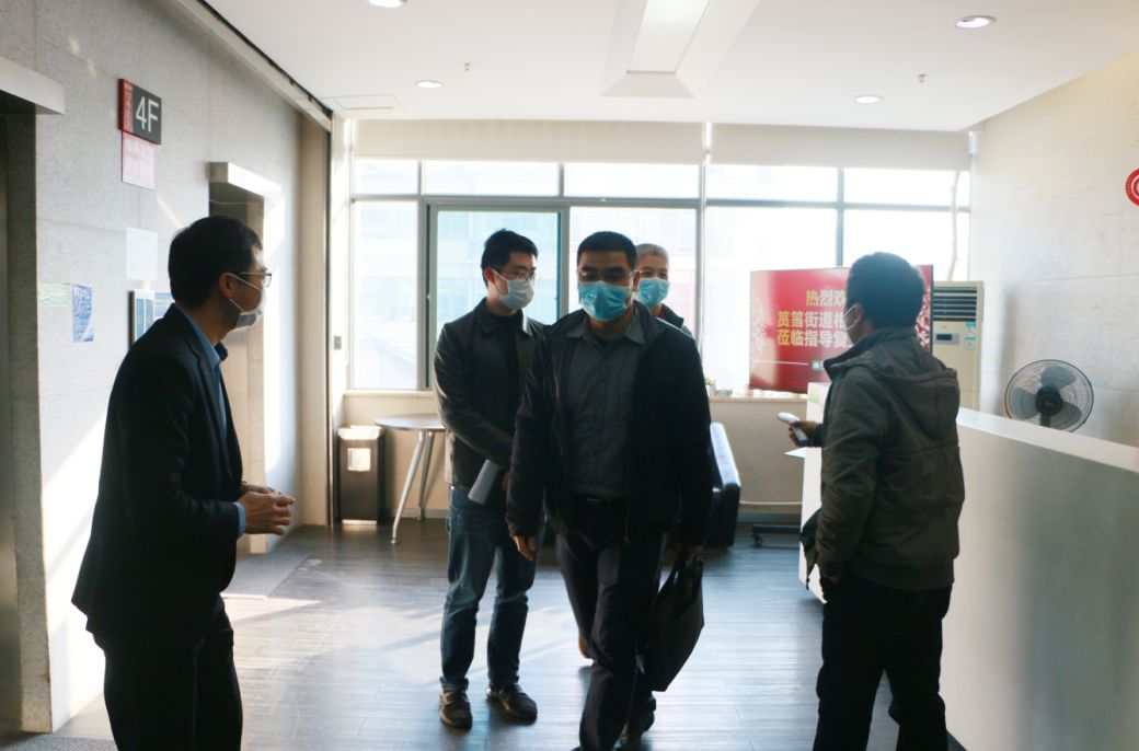 ����һ����������������Я�ֿ��� | �o�Y�ֵ������տ�һ��ݰ��pp����ָ����������